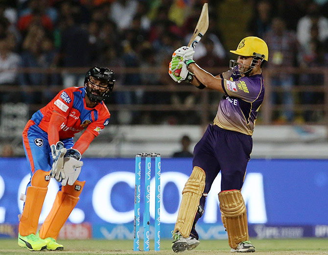 #IPL-10 :कोलकाता ने गुजरात को दस विकेट से हराया