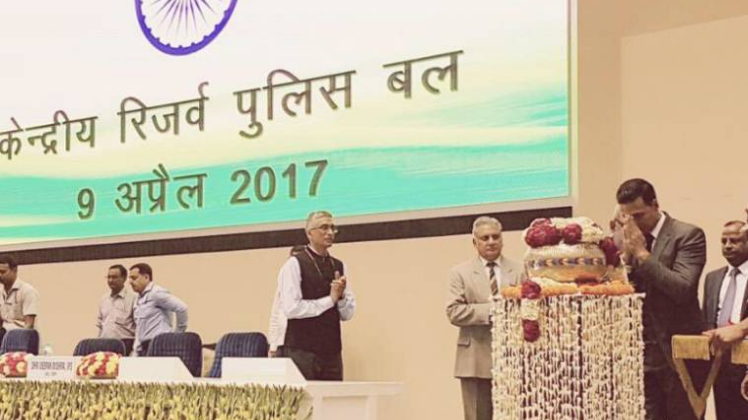 शहीदों के परिजनों के मदद के लिए भारत के वीर’ वेब पोर्टल और मोबाइल ऐप हुआ लॉन्च
