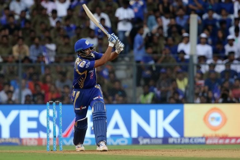 #IPL10: मुम्बई ने प्ले ऑफ में जगह बनाई , RCB हुआ बाहर
