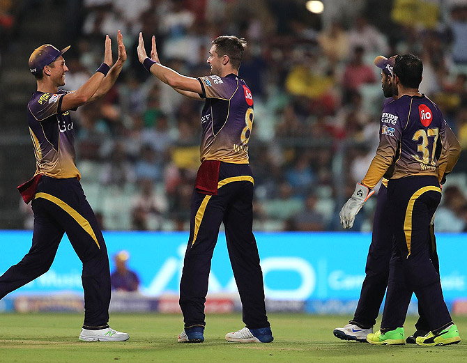#IPL10: कोलकाता ने हैदराबाद को 17 रन से हराया