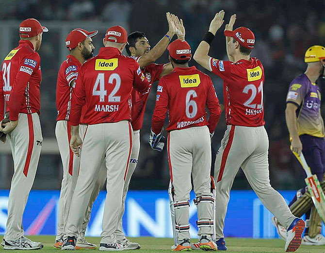#IPL10: किंग्स इलेवन पंजाब ने मुंबई इंडियंस को 7 रनों से हराया