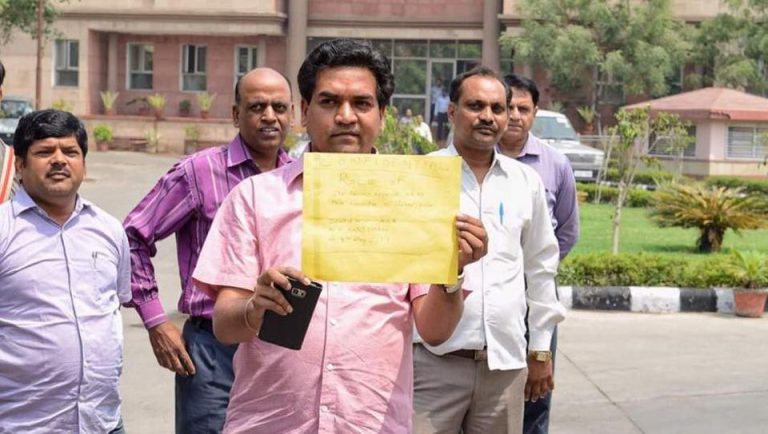 केजरीवाल पर लगे आरोपों की जांच करेगी ACB