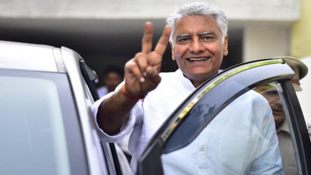 पंजाब के गुरदासपुर में कांग्रेस की जीत, बीजेपी की हार