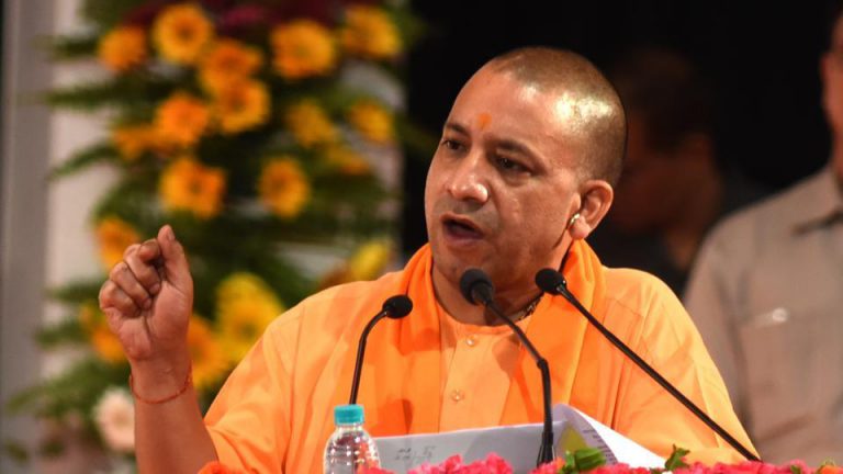 ताजमहल किसने और क्यों बनाया ये मायने नहीं – योगी आदित्यनाथ