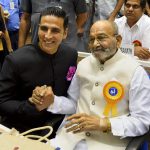 akshay-with-k-vishwanath-PTI