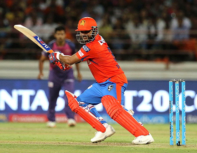 #IPL10: गुजरात लायंस ने पुणे को सात 7 विकेट से हराया