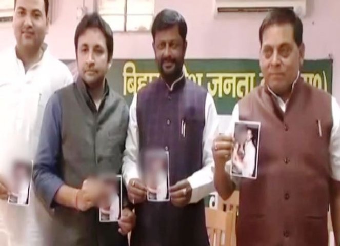 जद (यू) का तेजस्वी पर आरोप, ब्लड सैंपल की हो जांच