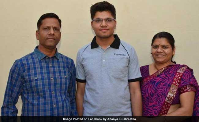 JEE 2017 परिणाम : उदयपुर के कल्पित वीरवाल ने किया टॉप