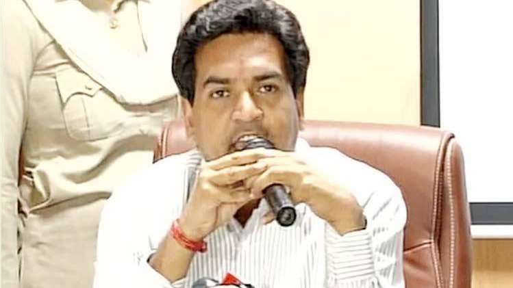 भ्रष्ट केजरीवाल को कॉलर पकड़कर जेल ले जाऊंगा: कपिल