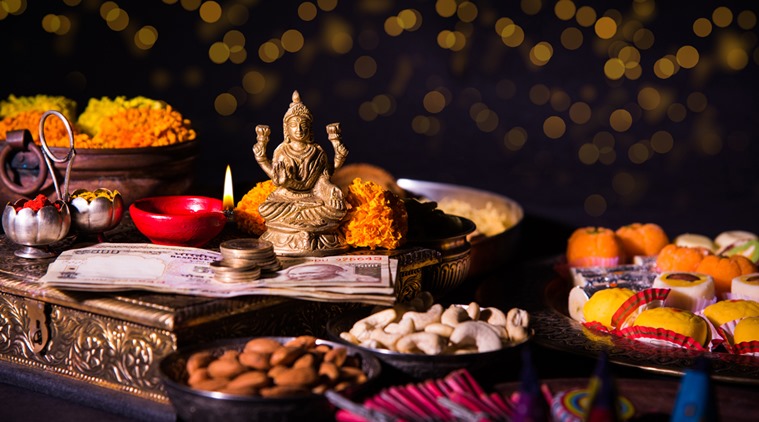 पुष्य महायोग: आज है खरीदारी करने का शुभ मुहूर्त, धनतेरस से पहले मिनी धनतेरस