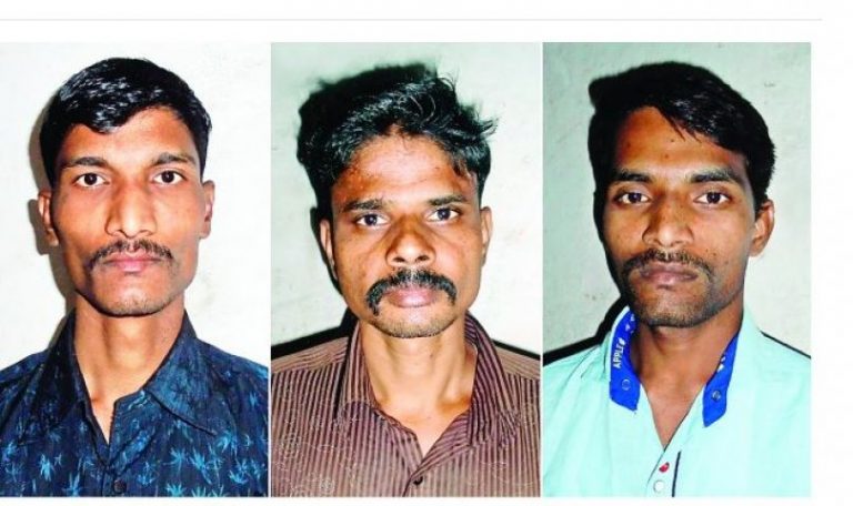 चर्चित कोपार्डी दुष्कर्म और हत्या मामले में तीनों आरोपियों को फांसी की सजा