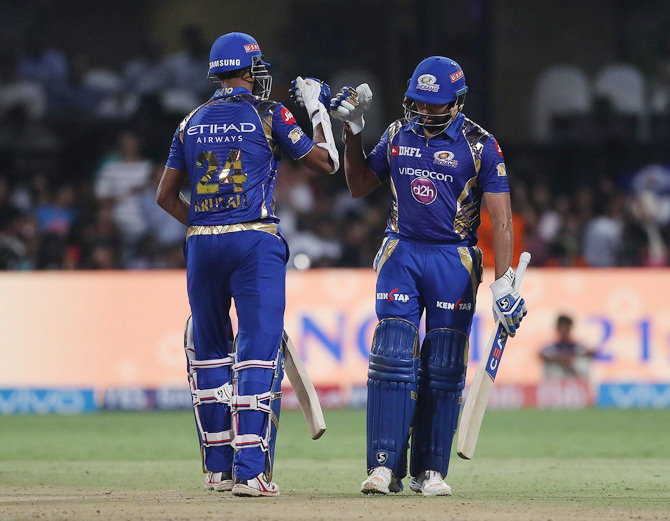 IPL10 2nd क्वालिफायर : मुंबई इंडियंस ने कोलकाता नाइट राइडर्स को 6 विकेट से हराया
