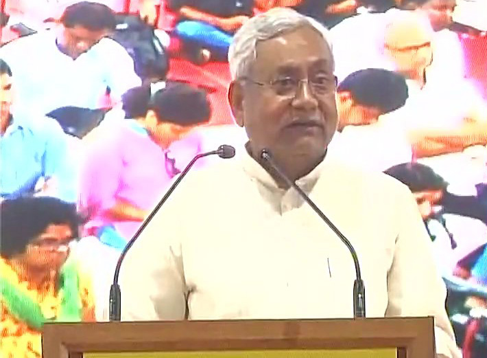 टकराव के वातावरण से ऊपर उठना है तो पुरे देश में शराब बंदी होनी चाहिए  : नितीश कुमार