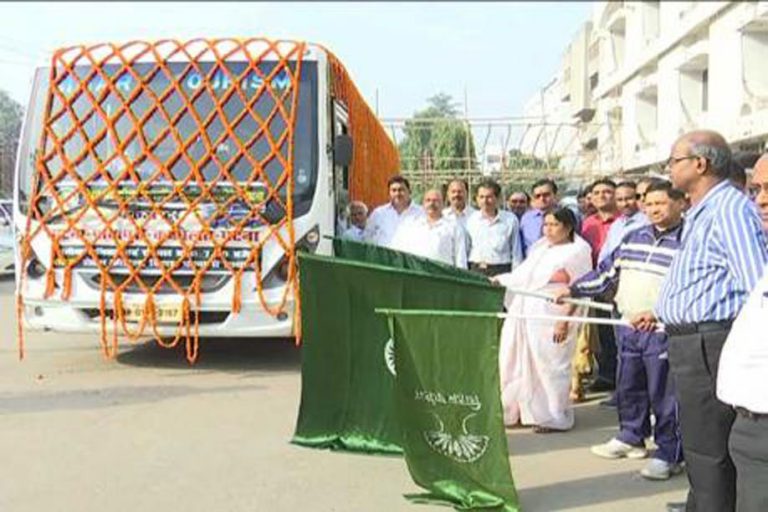 पटना से पावापुरी-ककोलत की यात्रा 350 रुपये में करें