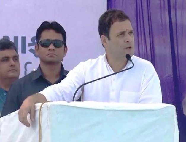 गुजरात : वोटिंग के दिन BJP को लगेगा करंट-राहुल गान्धी