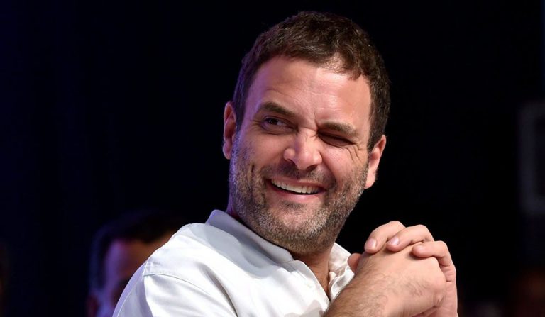 राहुल गांधी का मोदी पर तंज़, कहा आज होगी जुमलों की बारिश