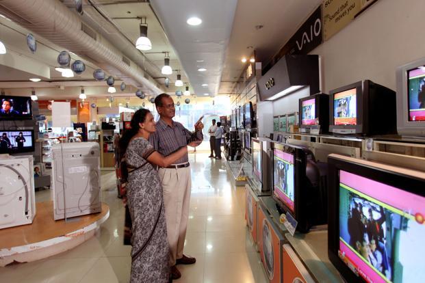 सामान अभी खरीदें या GST लागू होने के बाद ?